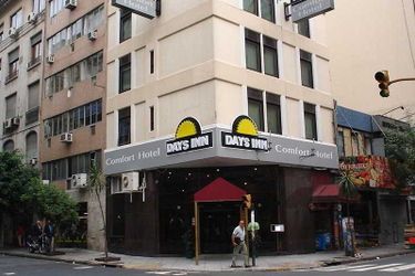Hotel Comfort Baires:  BUENOS AIRES