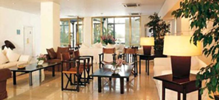 Hotel Loi Suites Recoleta:  BUENOS AIRES