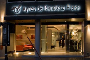 Hotel Ayres De Recoleta Plaza:  BUENOS AIRES