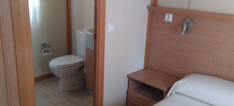 Hotel Camping Fuentes Blancas Burgos : Photo 