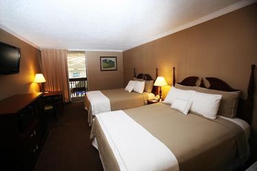 The Pzazz! Resort Hotel And Catfish Bend Inn & Spa:  BURLINGTON (IA)