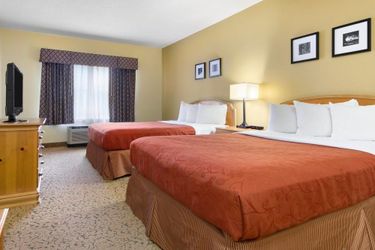 Hotel Country Inn & Suites By Carlson, Burlington (Elon), Nc:  BURLINGTON (NC)