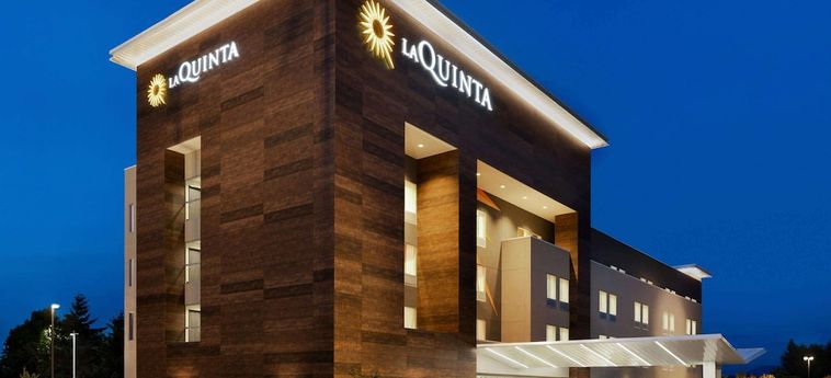 Hotel LA QUINTA INN SUITES BY WYNDHAM BURLINGTON