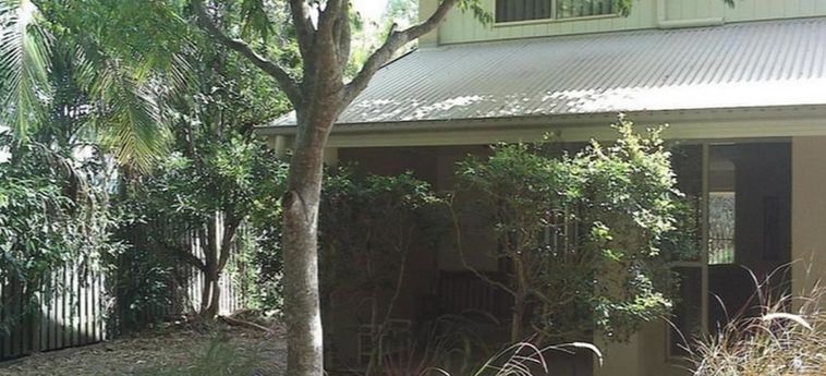 Treetops Lakeside Guesthouse:  BYRON BAY - NEW SOUTH WALES