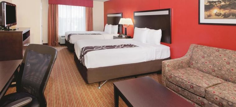 Hotel Candlewood Suites Warner Robins/robins Afb:  BYRON (GA)