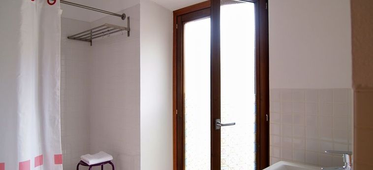 Hotel Apartamentos La Machacona Plaza De Santiago  Caceres : Photo 