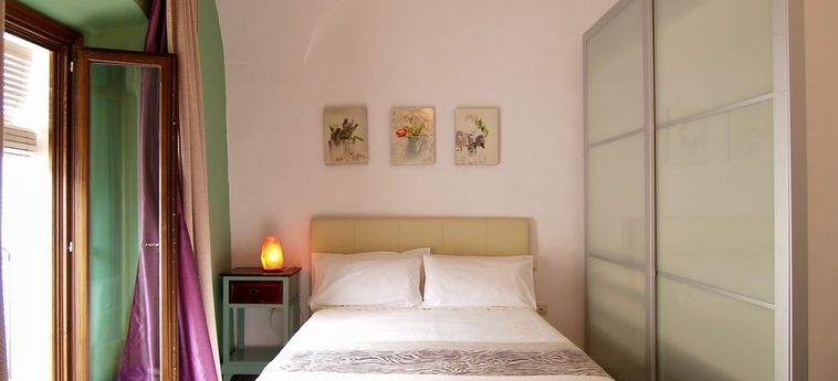 Hotel Apartamentos La Machacona Plaza De Santiago  Caceres : Photo 