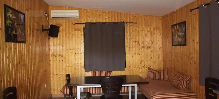 Hotel Hostal - Camping Ciudad De Cáceres Caceres: Foto 