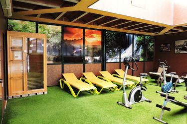 Hotel Hostal - Camping Ciudad De Cáceres:  CACERES
