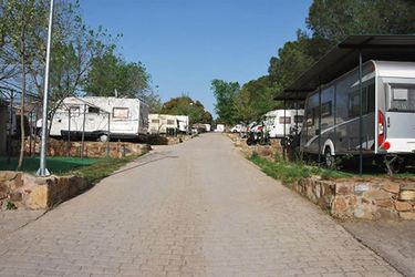 Hotel Hostal - Camping Ciudad De Cáceres:  CACERES