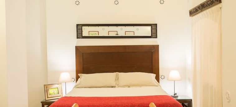 Hotel Apartamento Adarve Caceres : Photo 