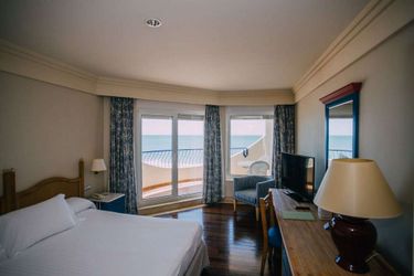 Hotel Playa Victoria Cadiz - Costa De La Luz: Photo 