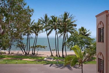 Hotel Alassio On The Beach Cairns - Queensland: Photo 