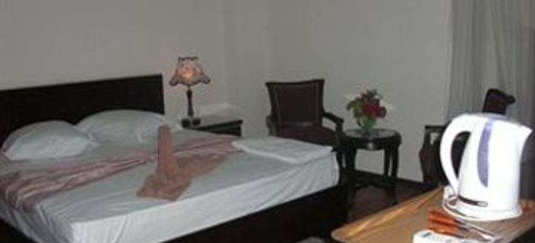 Cairo Plaza Guest House:  CAIRO