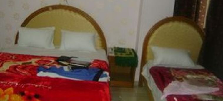 Isis Hotel 2 - Hostel:  CAIRO