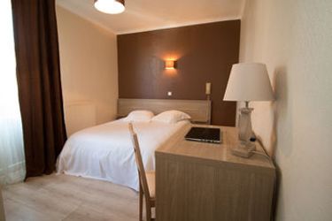 Hotel Pacific:  CALAIS