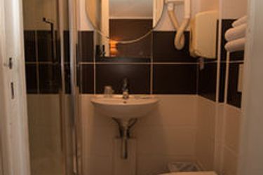 Hotel Pacific:  CALAIS
