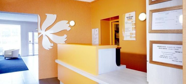 Heco Hotel Calais Centre -Gare Calais: Foto 