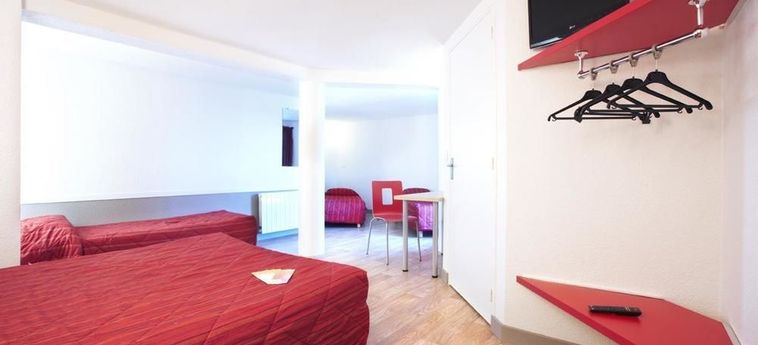 Heco Hotel Calais Centre -Gare Calais: Foto 