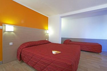 Heco Hotel Calais Centre -Gare Calais: Photo 