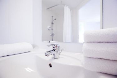 Heco Hotel Calais Centre -Gare Calais: Photo 