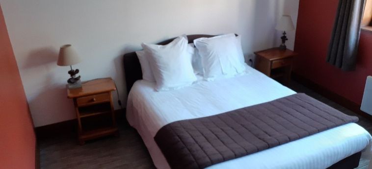 Hotel Auberge Du Colombier Calais: Foto 