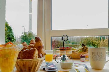 Sure Hotel By Best Western Calais Coquelles Tunnel S/ Manche Calais: Photo 