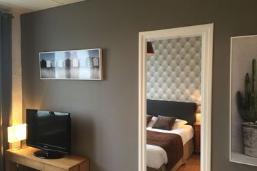 Hotel La Maison Blanche Calais: Photo 