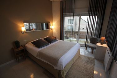 Hotel La Maison Blanche Calais: Photo 