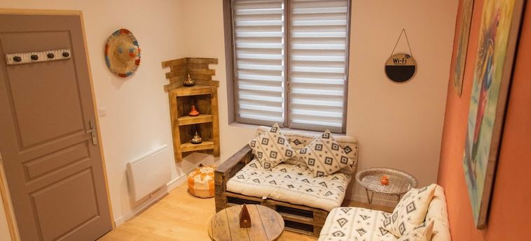 Hotel Aux 3 Nuances Suites Privatives &Amp; Spa Calais : Photo 