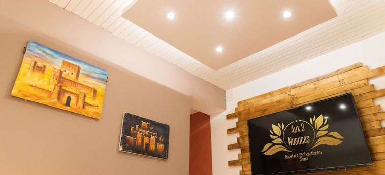 Hotel Aux 3 Nuances Suites Privatives &Amp; Spa Calais: Foto 