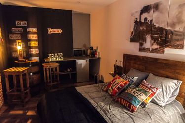 Hotel Aux 3 Nuances Suites Privatives &Amp; Spa Calais: Photo 