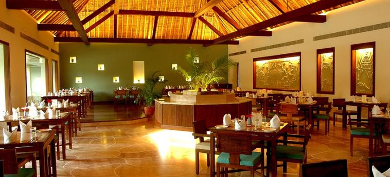 Hotel Vedic Village Spa Resort (Formerly Bw Premier Vedic Village):  CALCUTTA