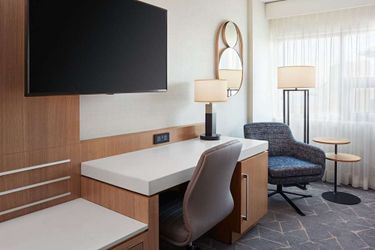 Delta Hotels Calgary Airport In Terminal Calgary: Photo 