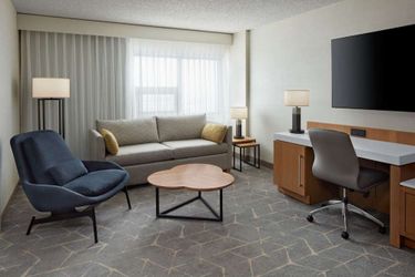 Delta Hotels Calgary Airport In Terminal Calgary: Photo 