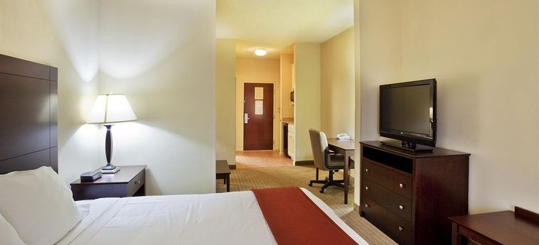 Hotel Baymont By Wyndham Calhoun:  CALHOUN (GA)