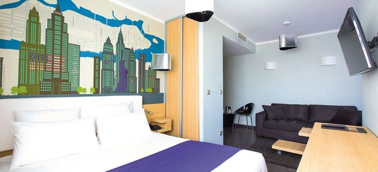 Hotel Appart'city Confort Lyon Cité Internationale:  CALUIRE-ET-CUIRE