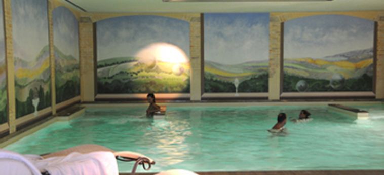 Hotel Borgo Lanciano Resort & Spa:  CAMERINO - MACERATA