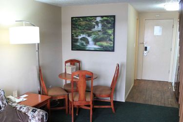Hotel Ramada By Wyndham Campbell River Campbell River: Photo 