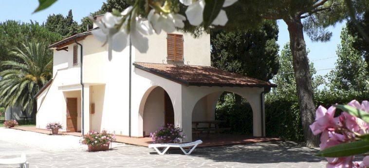 Hotel Residence Ghiacci Vecchi:  CAMPIGLIA MARITTIMA - LIVORNO
