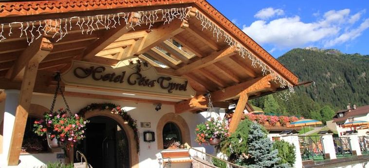 Hotel Cesa Tyrol:  CANAZEI - TRENTO