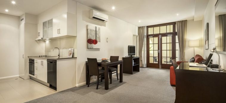 Hotel Quest Canberra:  CANBERRA - AUSTRALIAN CAPITAL TERRITORY
