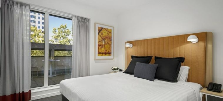 Hotel Quest Canberra City Walk:  CANBERRA - AUSTRALIAN CAPITAL TERRITORY