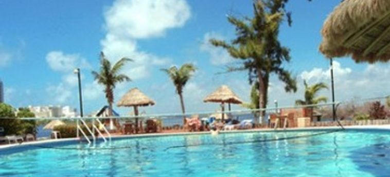 Selina Cancun Laguna Hotel Zone:  CANCUN
