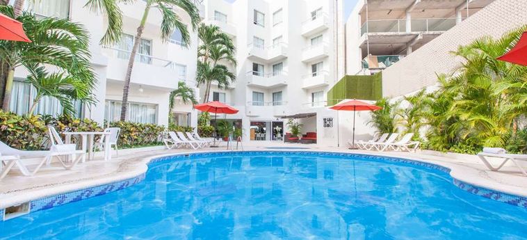 Hotel Ramada Cancun City:  CANCUN