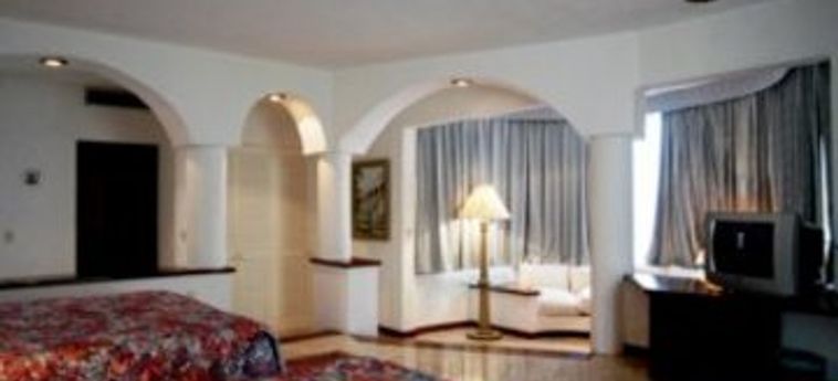 Hotel Suites Costa Blanca:  CANCUN
