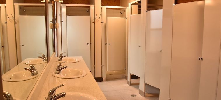 Canmore Hotel Hostel:  CANMORE
