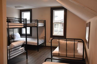 Canmore Hotel Hostel:  CANMORE
