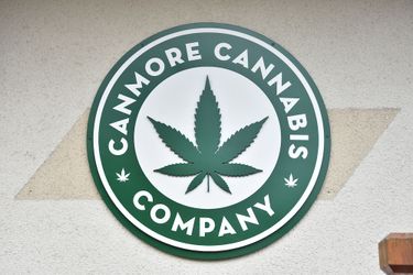 Canmore Hotel Hostel:  CANMORE