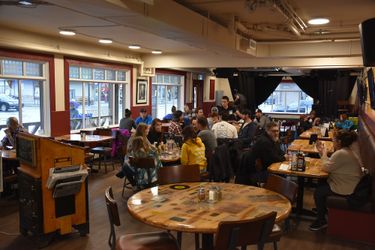 Canmore Hotel Hostel:  CANMORE